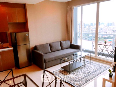 Condos for sale : 1-BR Condo at Menam Residences in Wat Phraya Krai (ID 3260207)