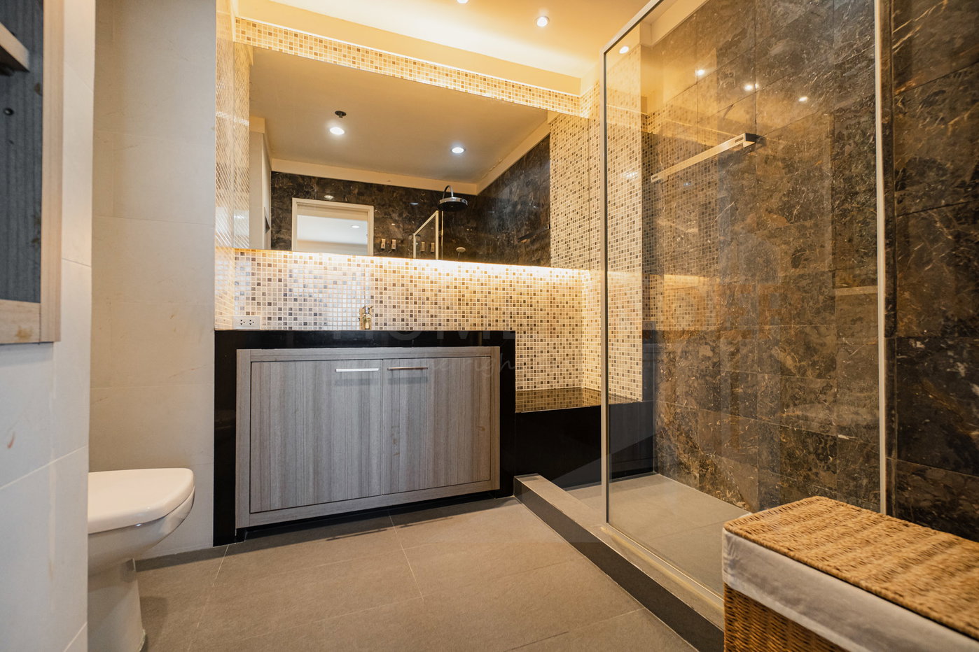 picture Baan Chao Praya Condominium 3 bedrooms, for sale - 12/19