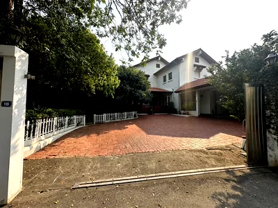 บ้านเดี่ยว ซอยปรีดี พนมยงค์ (สุขุมวิท 71) : House in Phattanawet 3 bedrooms, for sale