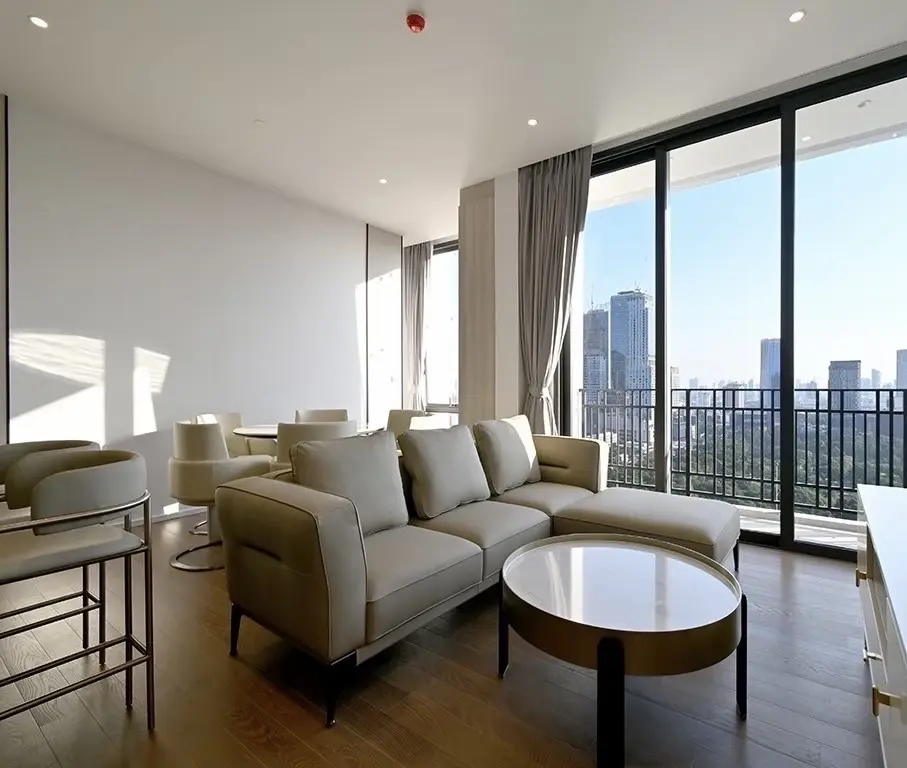 picture Muniq Langsuan 3 bedrooms, for rent - 1/9