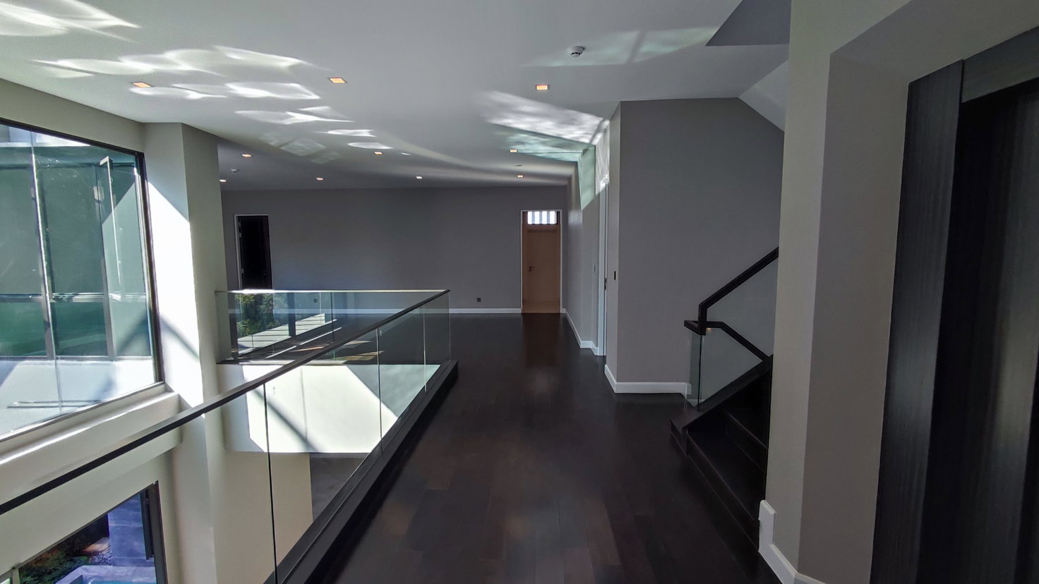 picture 95E1 - Ninety Five East One 4 bedrooms, for sale - 12/25