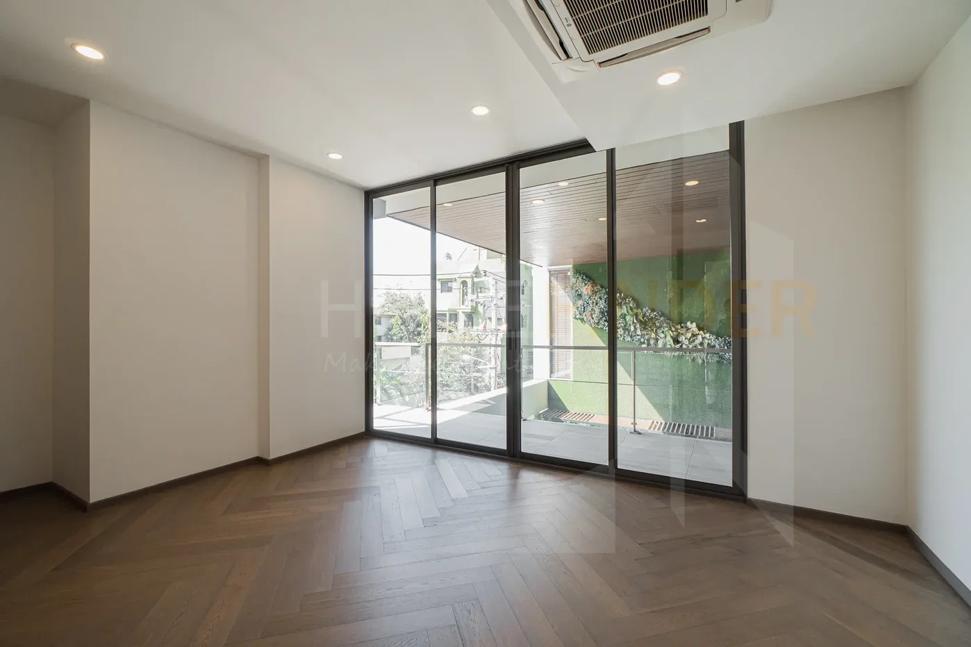 picture The Pillar 2 bedrooms, for sale - 4/9