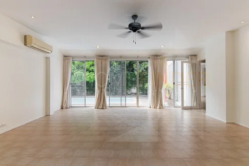 House Soi Soonvijai, 4 Bedrooms, Private Pool, Garden near Bangkok International Hospital 4 bedrooms, for rent