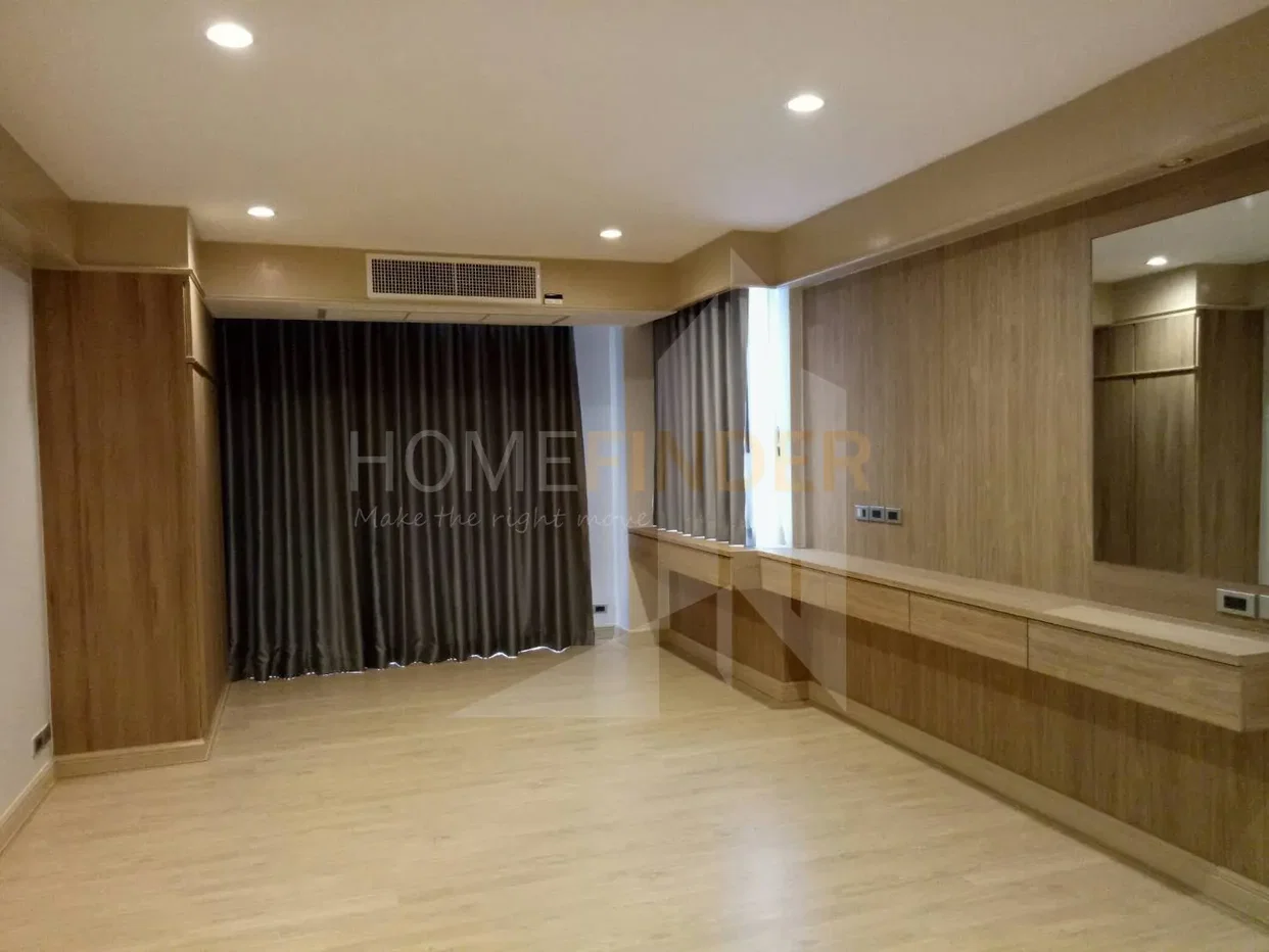 picture Raj Mansion 4 bedrooms, for rent - 6/17
