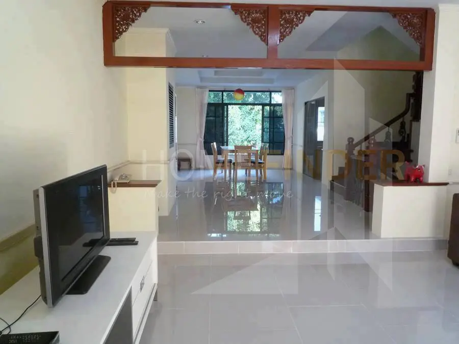 รูป Townhouse Soi 31 Moo Bann Chicha Castle 3 bedrooms, for rent - รูปที่ 4/9