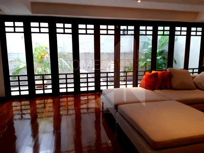 เช่าทาวน์โฮม สวนเบญจสิริ : Town Home Sukhumvit soi 31 6 bedrooms, for rent