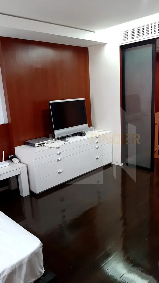 picture The Grand Condo 1 bedroom, for rent - 2/9