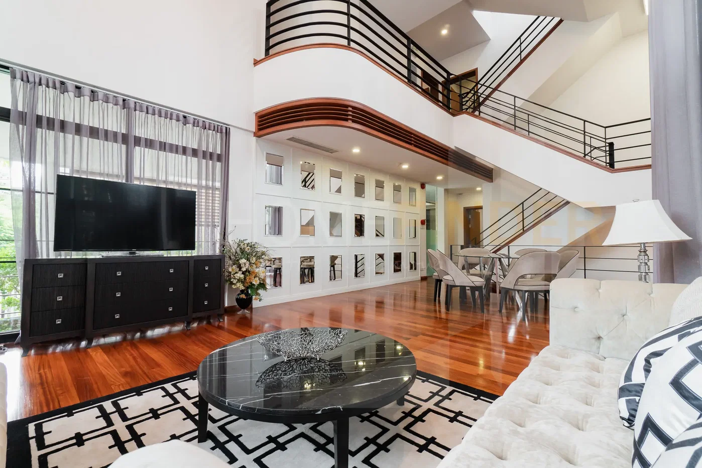 picture Levara Residence 3 bedrooms, for rent - 4/23