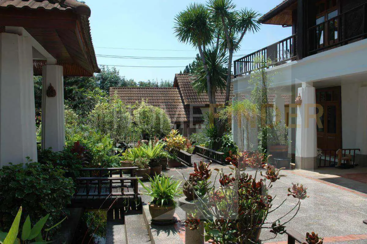 picture The Nai Harn Phuket 4 bedrooms, for sale - 6/10