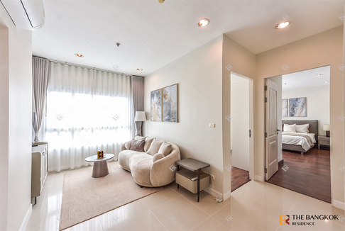 Q House Condo Sathorn Convenient Travel, Great Value per Square Meter near BTS Krung Thonburi