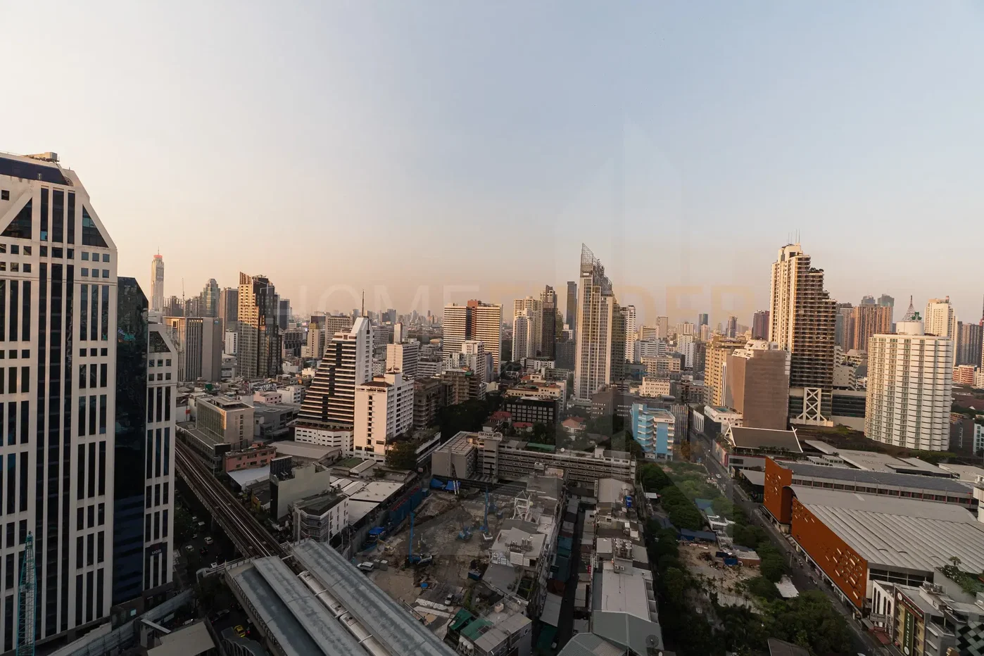 รูป Q 1 Sukhumvit 2 bedrooms, for rent - รูปที่ 14/14