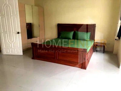 เช่าบ้านเดี่ยว เทสโก้โลตัส ศรีนครินทร์ : Townhouse Soi 31 Moo Bann Chicha Castle 3 bedrooms, for rent