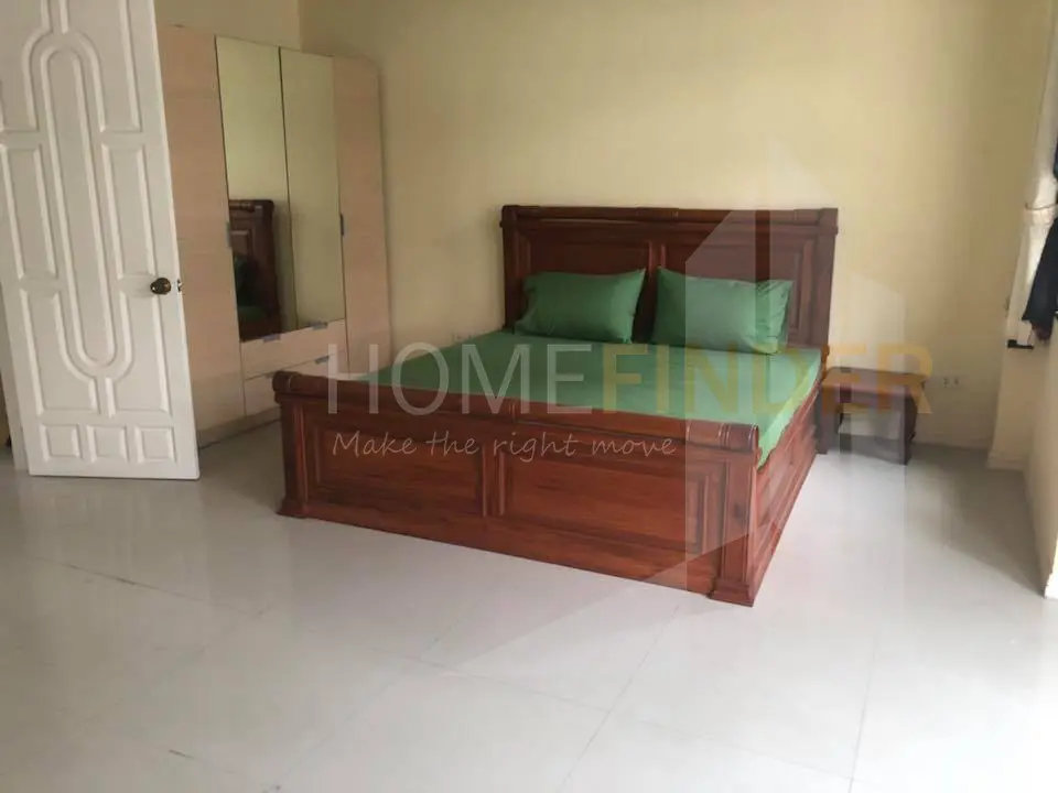 รูป Townhouse Soi 31 Moo Bann Chicha Castle 3 bedrooms, for rent - รูปที่ 1/9