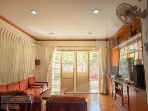 Pruksachat Village 3 bedrooms, for rent