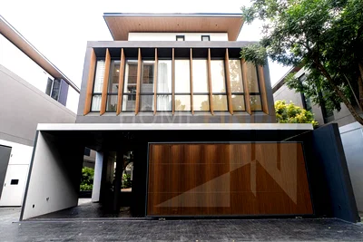 บ้านเดี่ยว ถนนเพชรบุรี (ตัดใหม่) กรุงเทพฯ : Issara Residence Rama 9 4 bedrooms, for sale