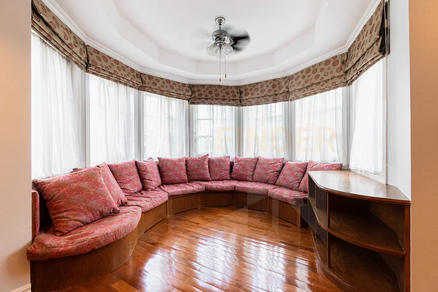 picture Fantasia Villa 2 4 bedrooms, for rent - 10/16