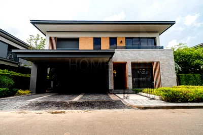 Houses for sale Samut Prakarn : Lake Legend Bangna-Suvarnabhumi 4 bedrooms, for sale