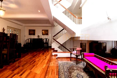 Houses for rent Srinakharinwirot University Prasanmit Campus : 5 bedroom Single detached house around Asoke for rent - House Asoke, Sukhumvit Bangkok 5 bedrooms, for rent