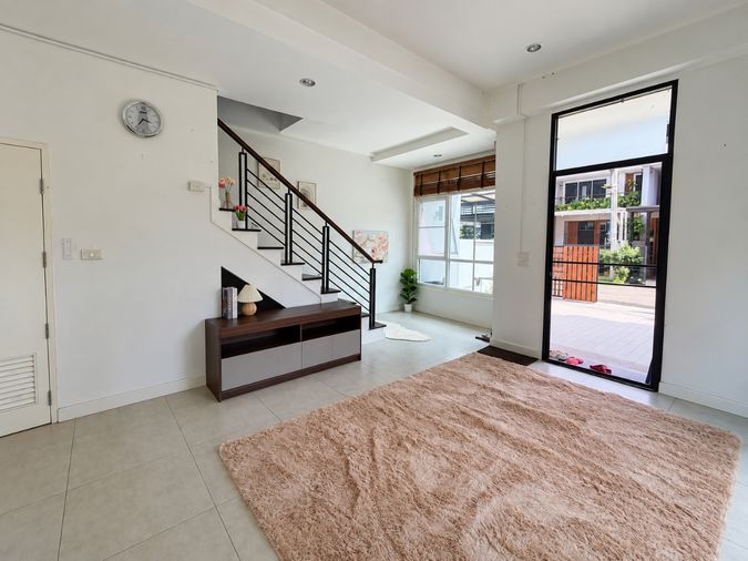 3-bed townhouse for rent, 155 sqm, 28 sq wah, THE SERENO BY THE BONANZA