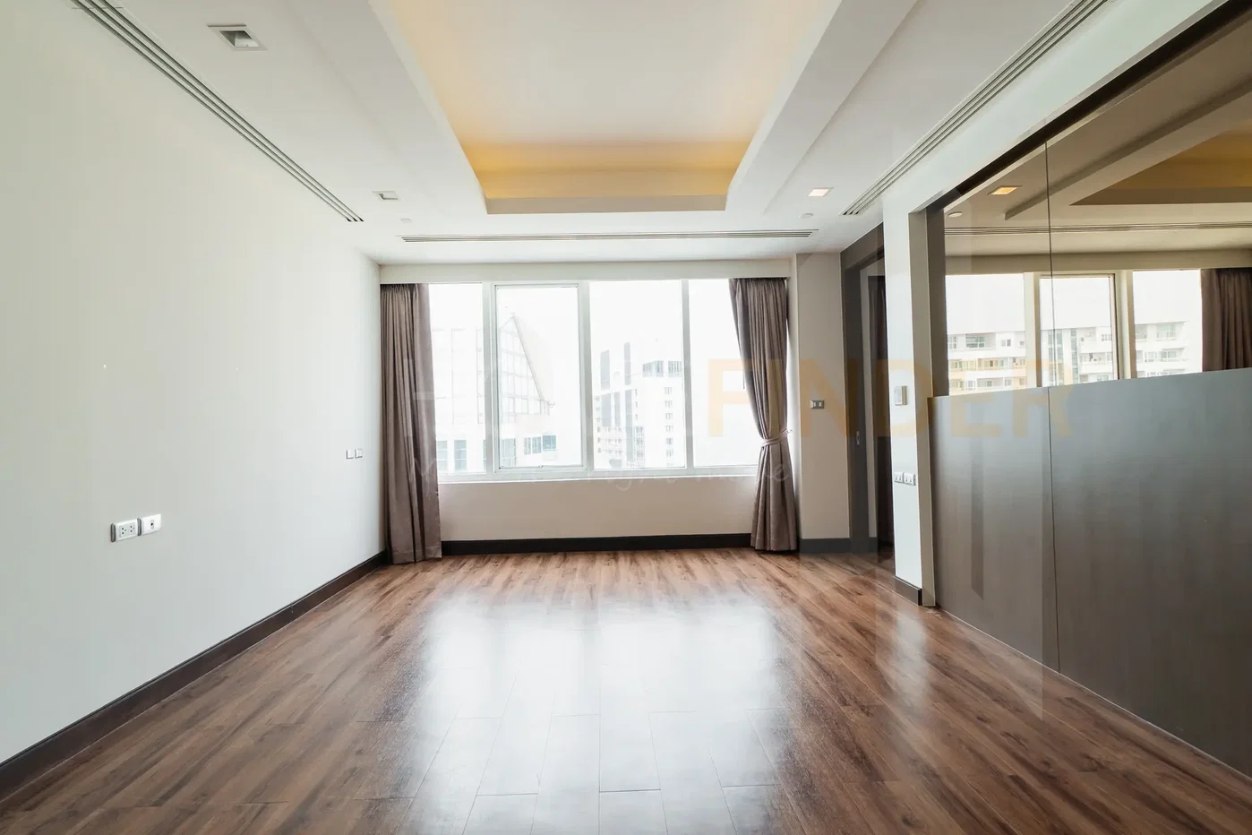 picture Ideal 24 4 bedrooms, for rent - 18/33