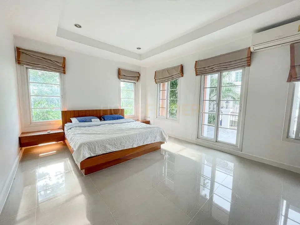 รูป Urban Sathorn - 3 Bedroom House in Sathorn 3 bedrooms, for rent - รูปที่ 7/11