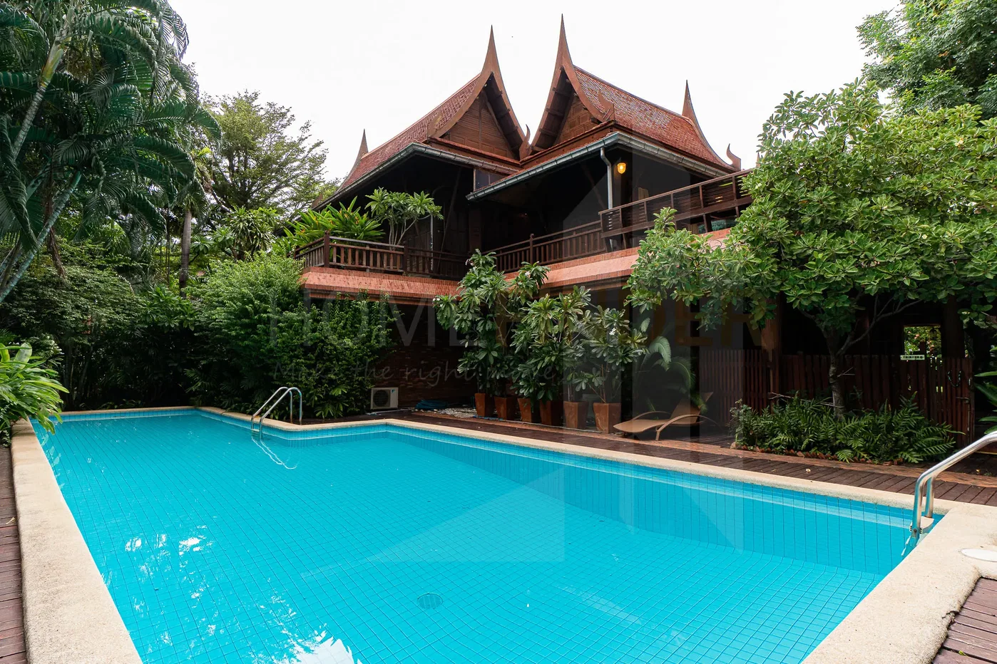 รูป Thai Styled House 4 Bedroom for Sale in Chaeng Watthana 5 ห้องนอน ขาย - รูปที่ 16/16