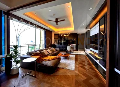 คอนโดให้เช่า : Royce Private Residences 2 bedrooms, for rent