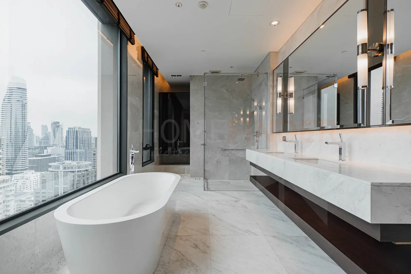 picture Sindhorn Residence 3 bedrooms, for sale - 10/12