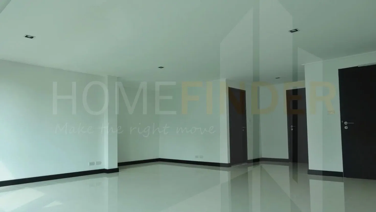 รูป Townhouse Soi Narathiwas 4 bedrooms, for rent - รูปที่ 4/10