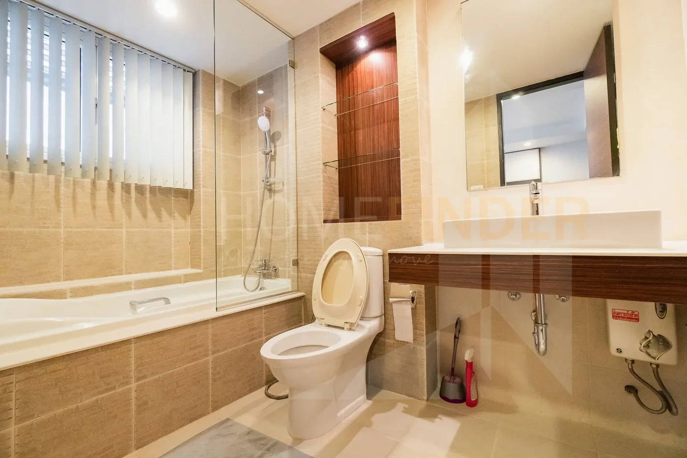 picture Avenue 61 condominium 2 bedrooms, for rent - 17/20
