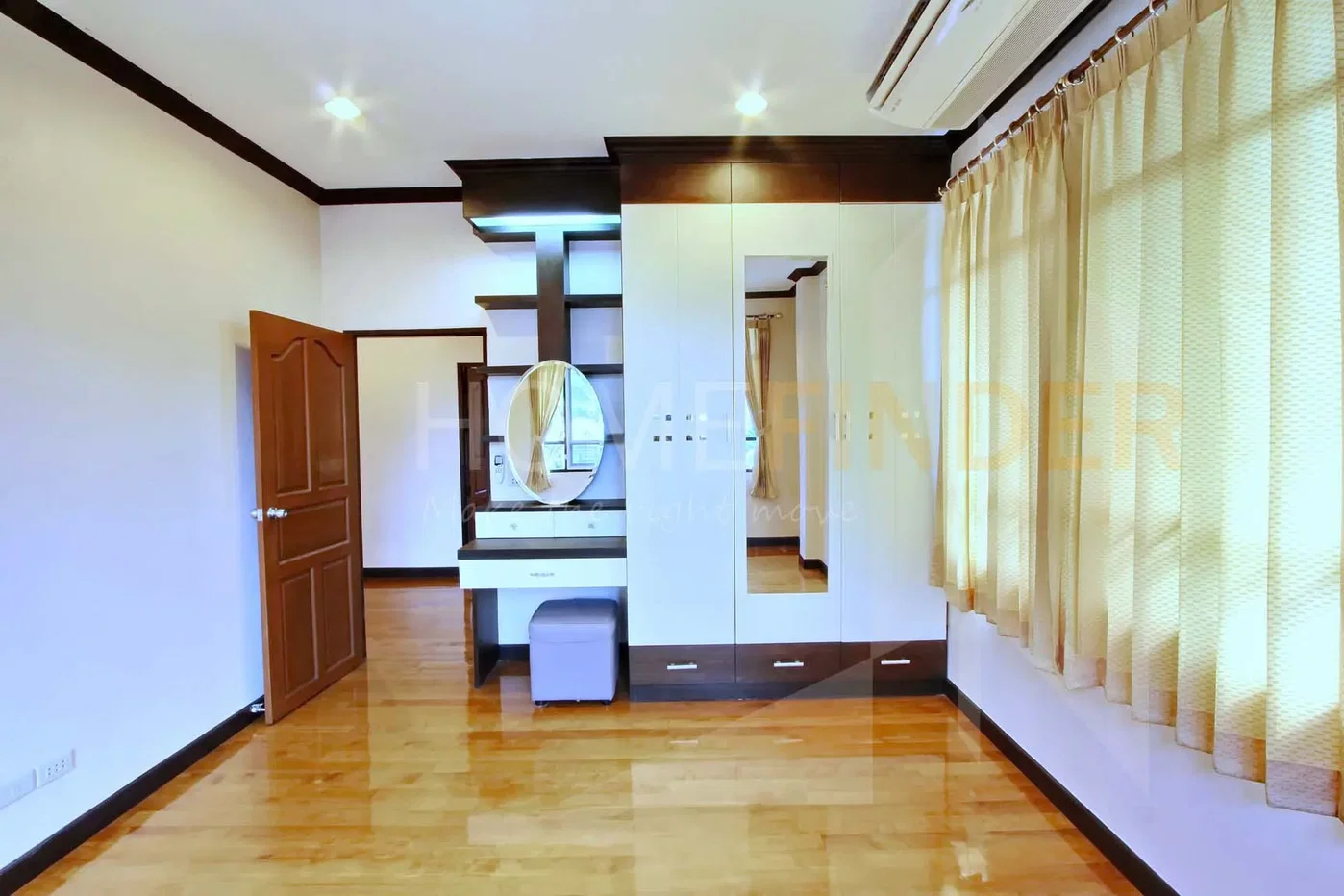 รูป House Sukhumvit 63 4 bedrooms, for rent - รูปที่ 9/14