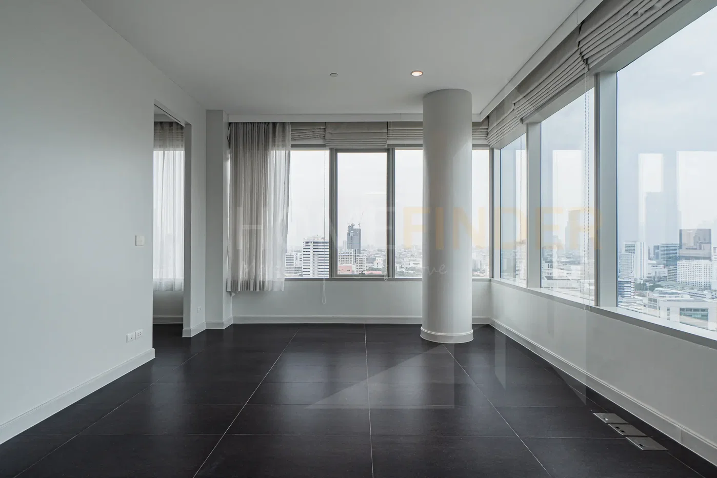 picture 185 Rajadamri 4 bedrooms, for sale - 7/12