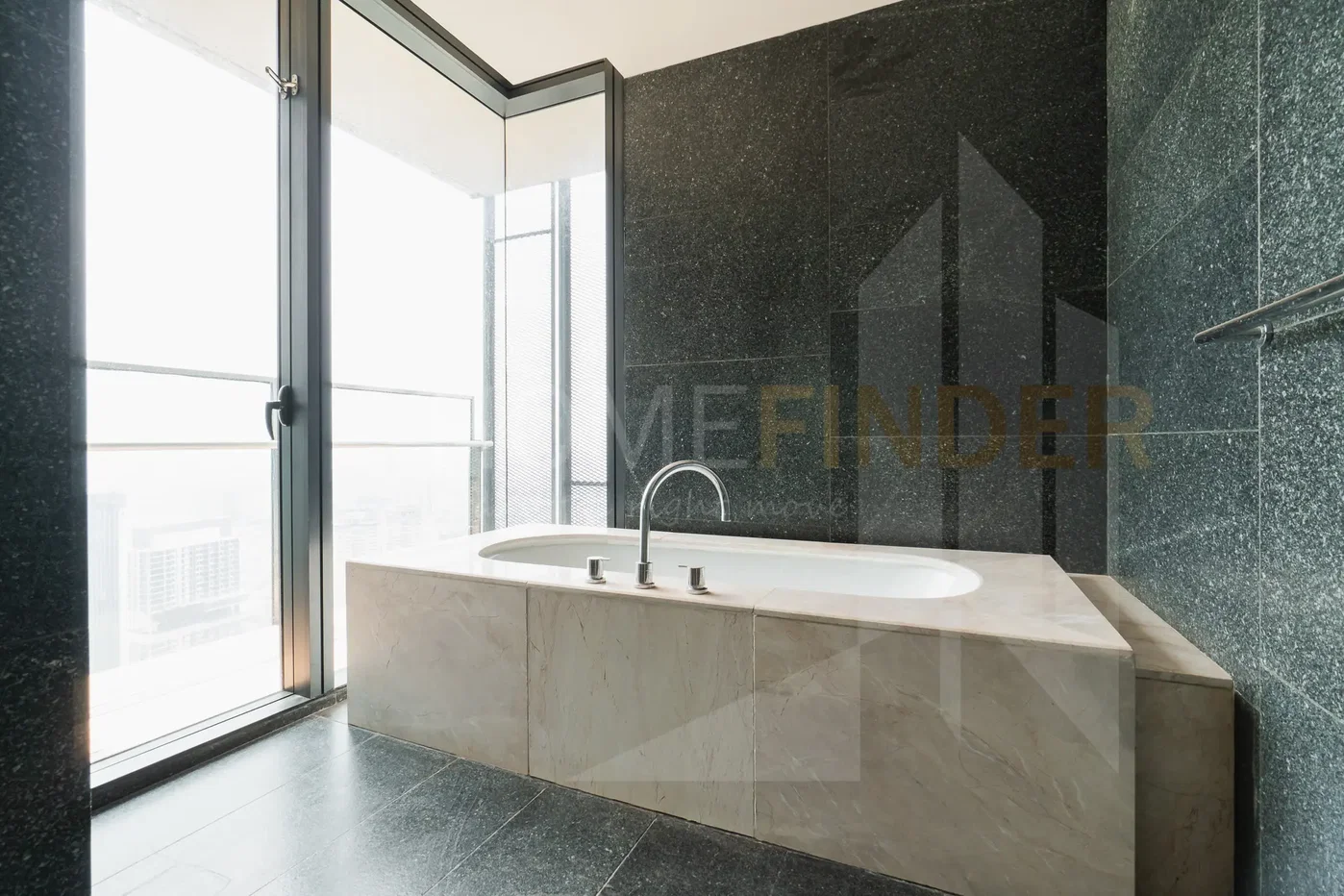 picture The Met 4 bedrooms, for sale - 31/43