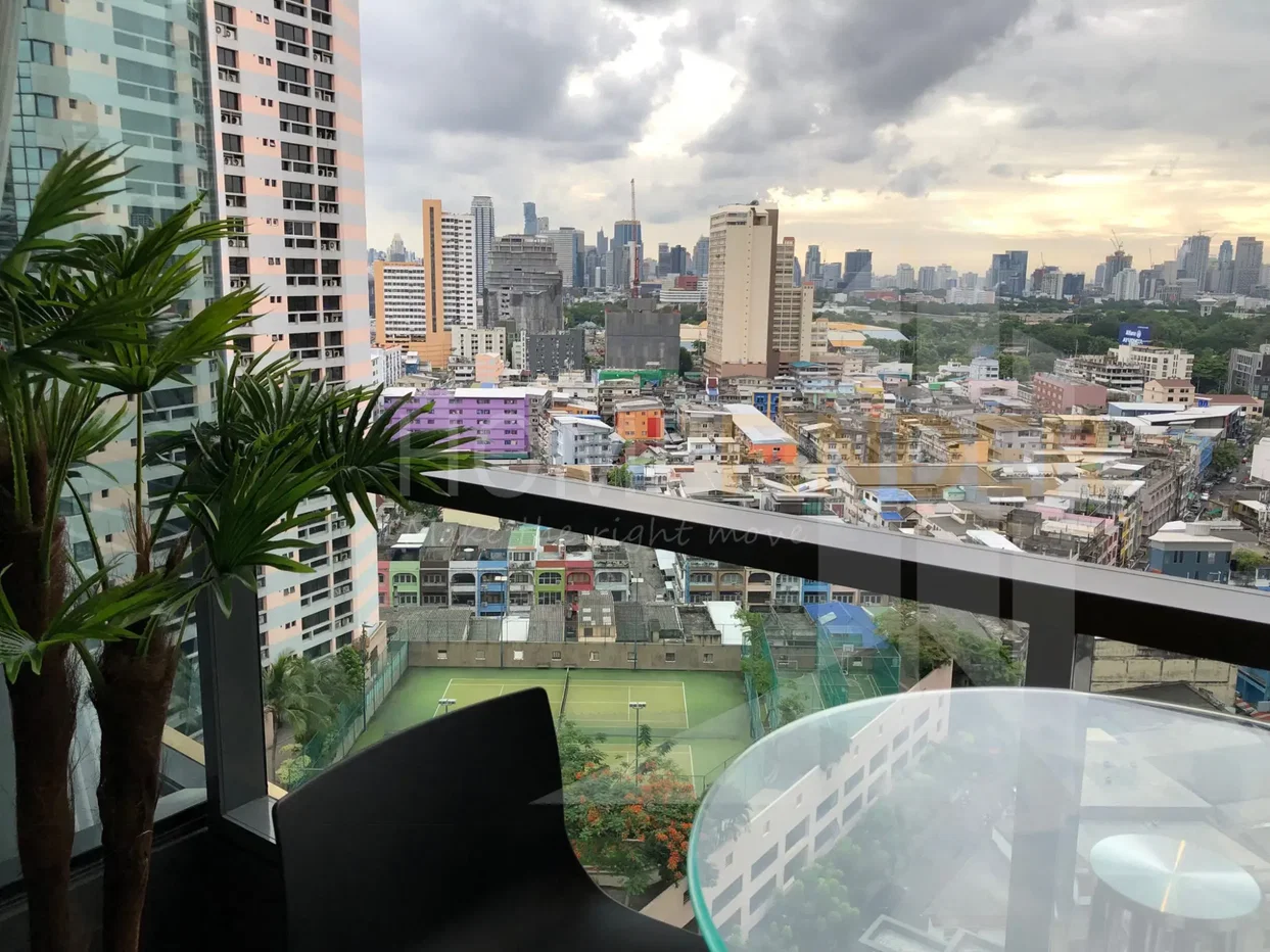 picture The Lumpini 24 2 bedrooms, for rent - 8/9