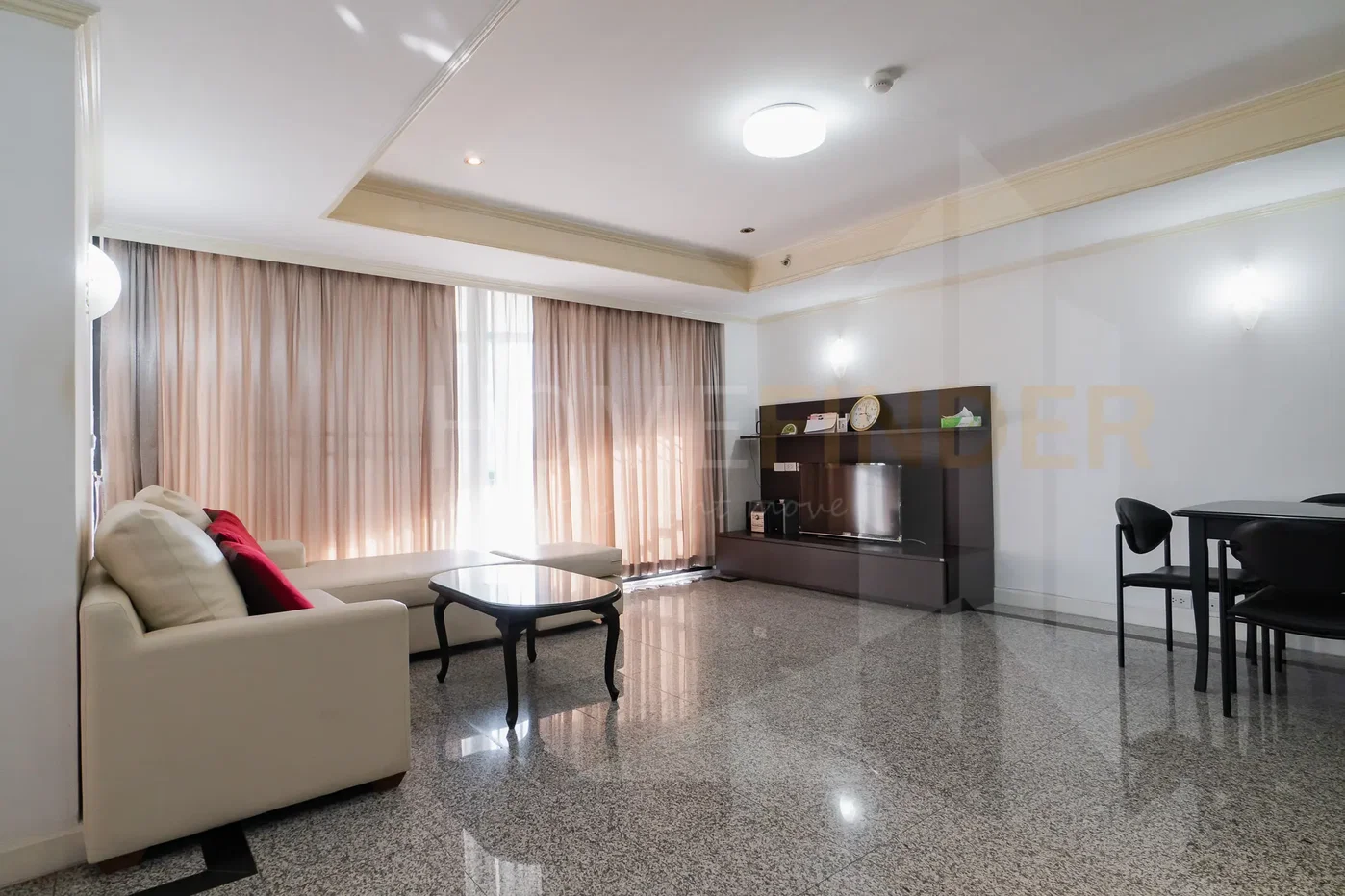 picture Las Colinas 2 bedrooms, for rent - 2/18