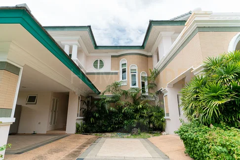 Laddawan Sukhumvit 103 - 5 bedroom house in Bang Na 5 bedrooms, for sale