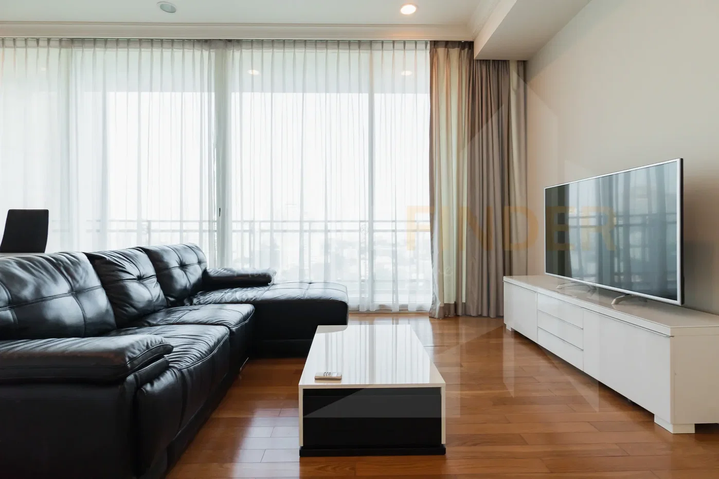 picture Royce Private Residences 2 bedrooms, for rent - 2/19