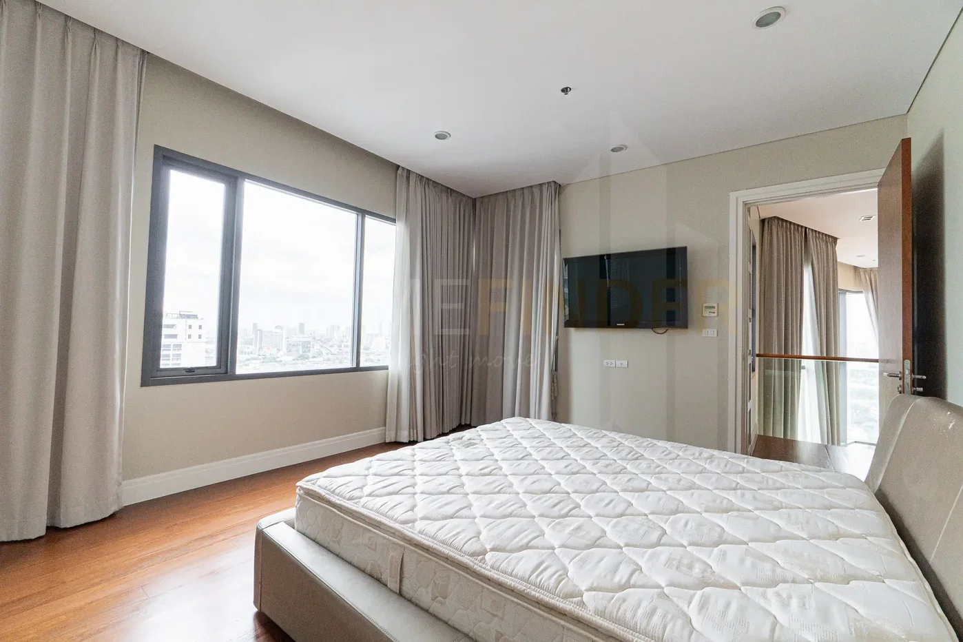รูป Bright Sukhumvit 24 3 bedrooms, for sale - รูปที่ 10/16