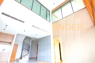 ขายคอนโด : The Emporio Place 2 bedrooms, for sale