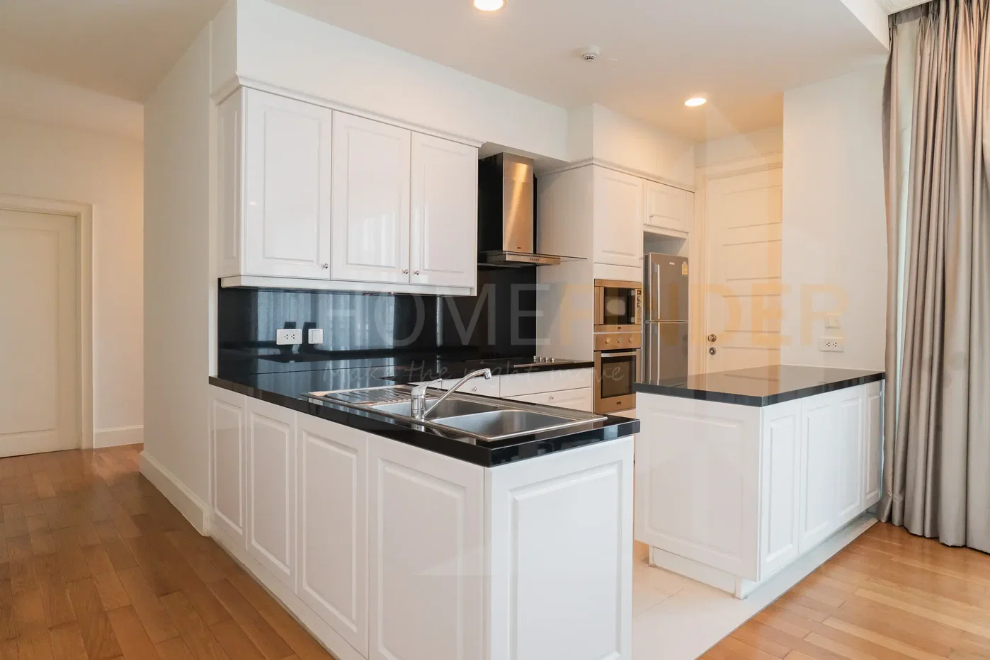 picture Royce Private Residences 2 bedrooms, for rent - 5/19