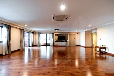 Houses for rent Srinakharinwirot University Prasanmit Campus : G.P. Grande Tower 3 bedrooms, for rent