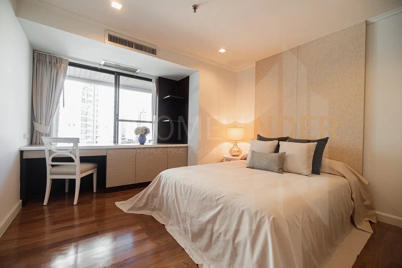 picture Mayfair Garden 3 bedrooms, for rent - 7/10