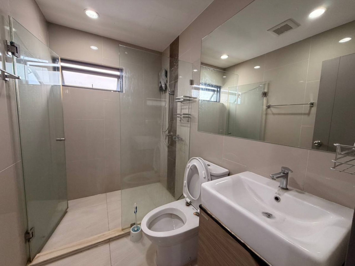 picture Ideo Thaphra Interchange【𝐑𝐄𝐍𝐓】🔥A minimalist-style room with a clean and uncluttered look, featuring a well-arranged.🔥 Contact Line ID: @hacondo - 5/5