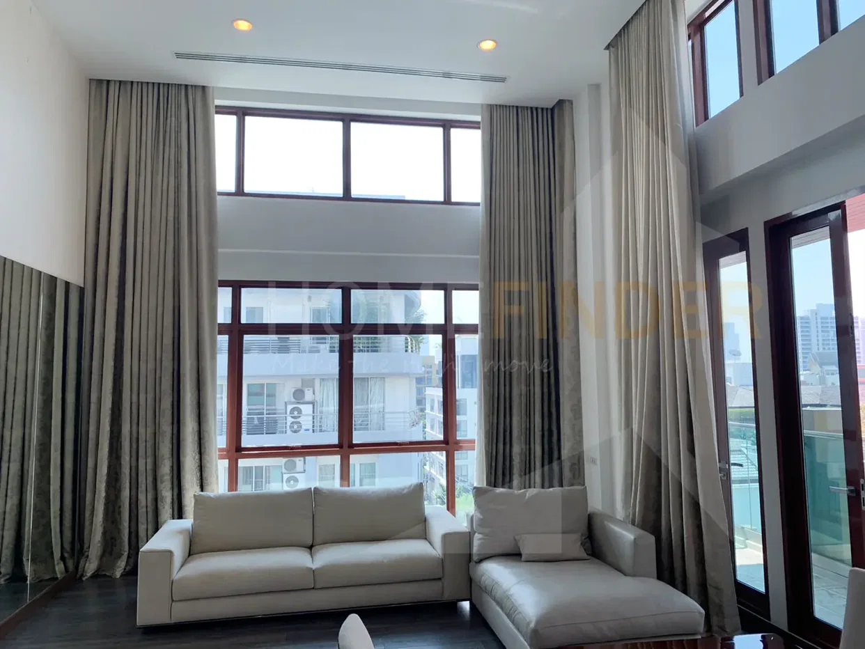 picture The Crest Ruamrudee 3 bedrooms, for rent - 1/8