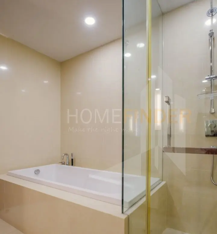 picture Hyde Sukhumvit 13 3 bedrooms, for rent - 10/10