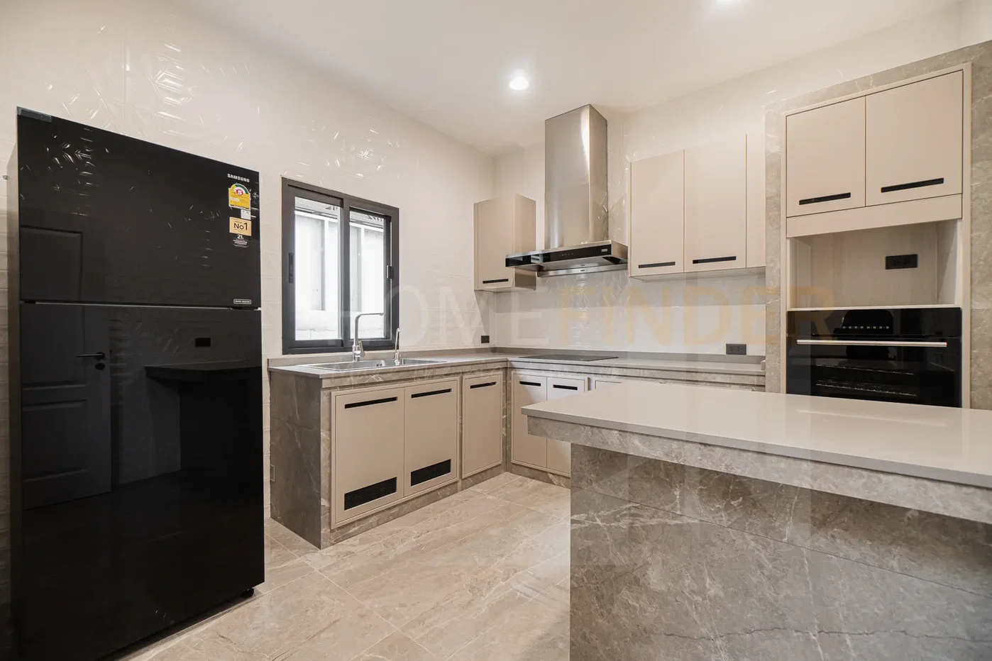 รูป House in Soi Pridi 26 4 bedrooms, for rent - รูปที่ 5/12