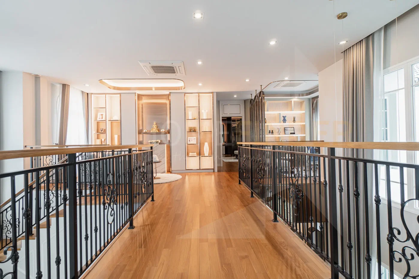 picture Alpina Rama 2 5 bedrooms, for sale - 7/12