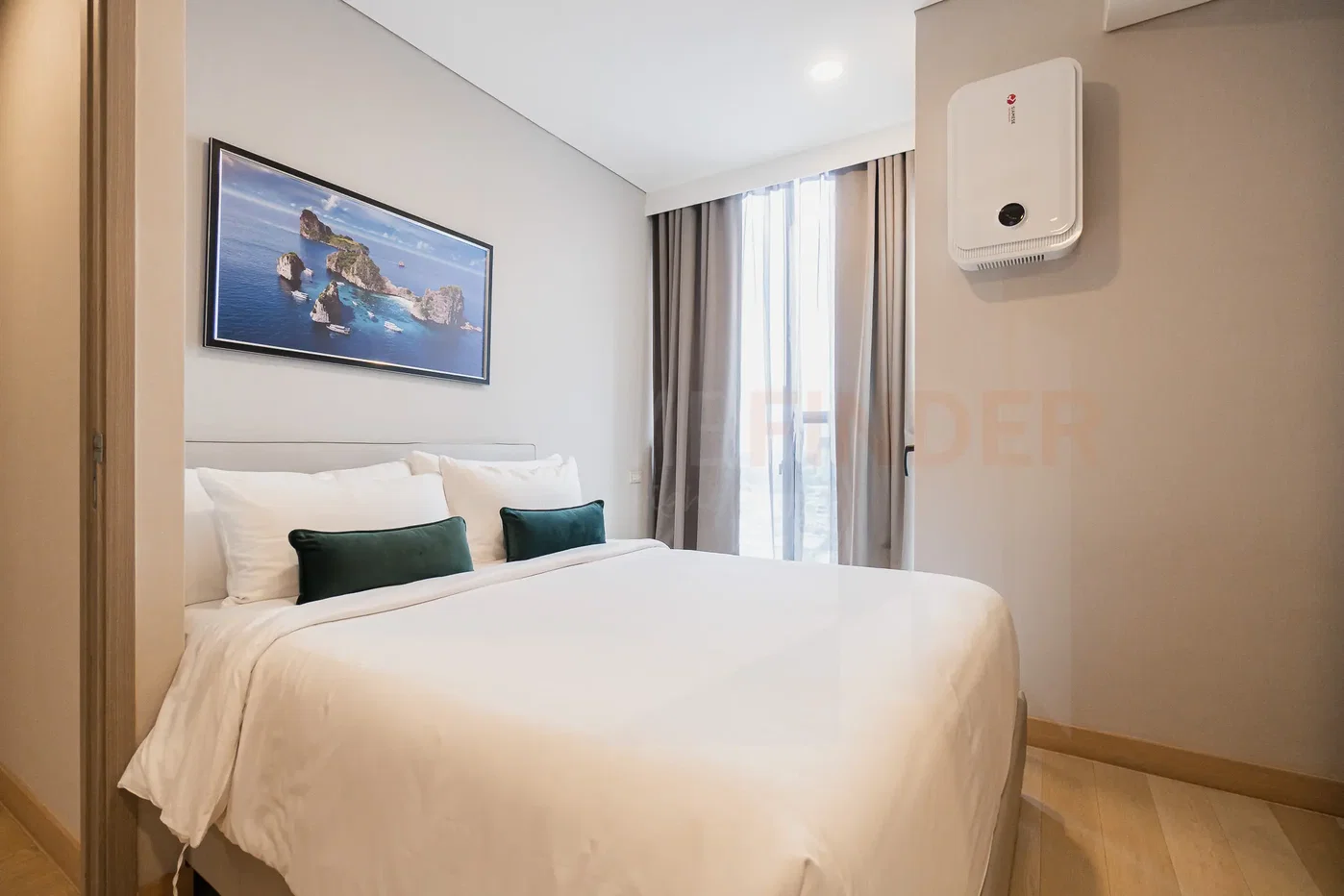 picture Siamese Exclusive Queens 2 bedrooms, for rent - 5/9