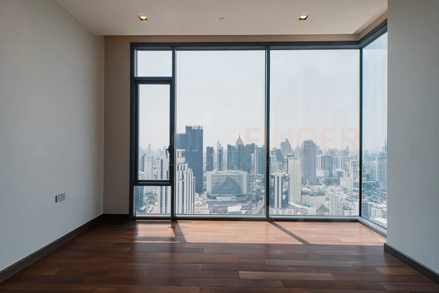 รูป Q1 Sukhumvit 4 bedrooms, for sale - รูปที่ 6/13