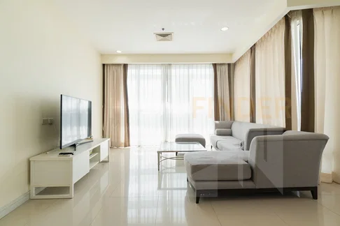 Baan Rajprasong condominium 3 bedrooms, for rent